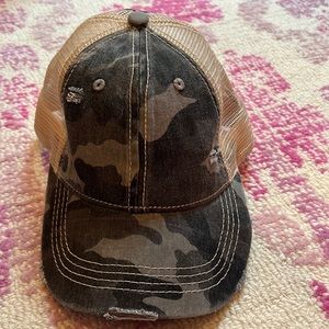 NWT Camo trucker hat, Women’s ball cap